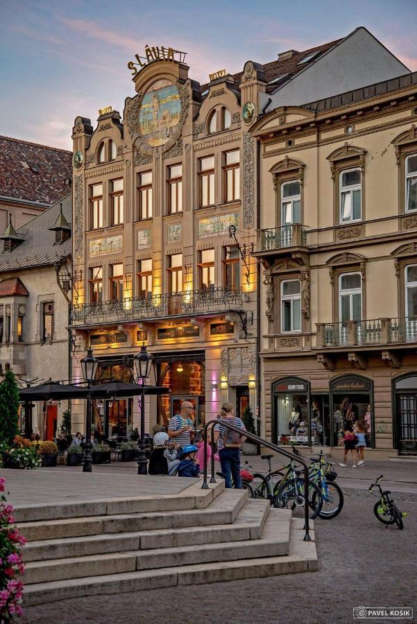 Alzbetina 15 - Dream Apartman Košice Exteriör bild